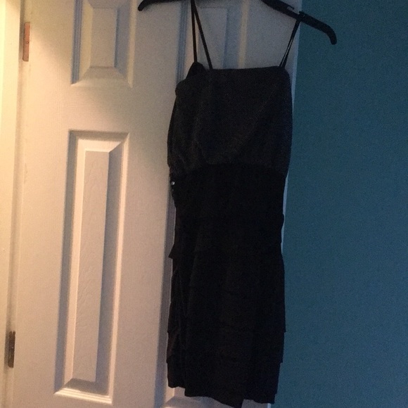 Black formal dress - Picture 2 of 3